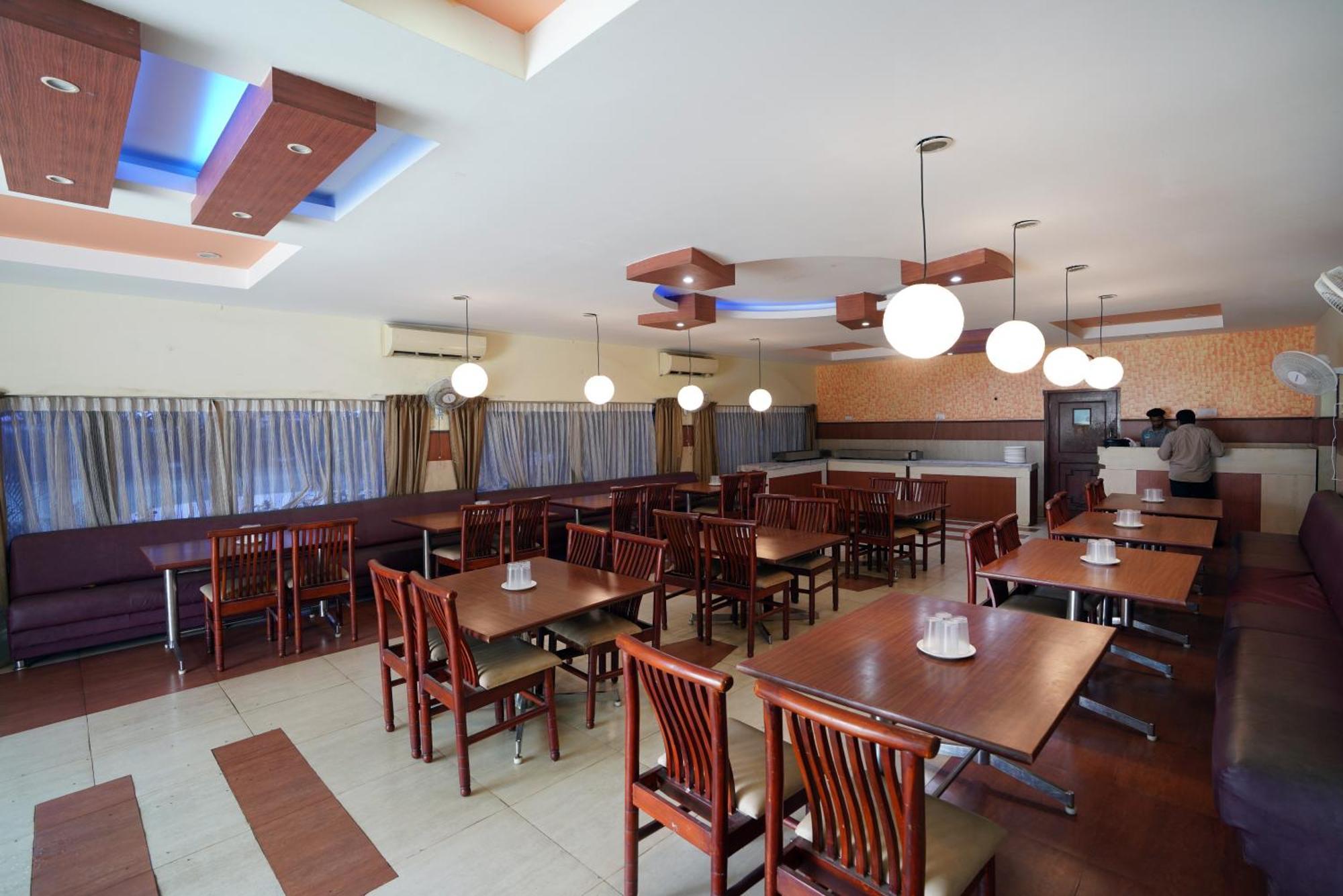 Park Inn Beach Resort Chennai Exterior foto
