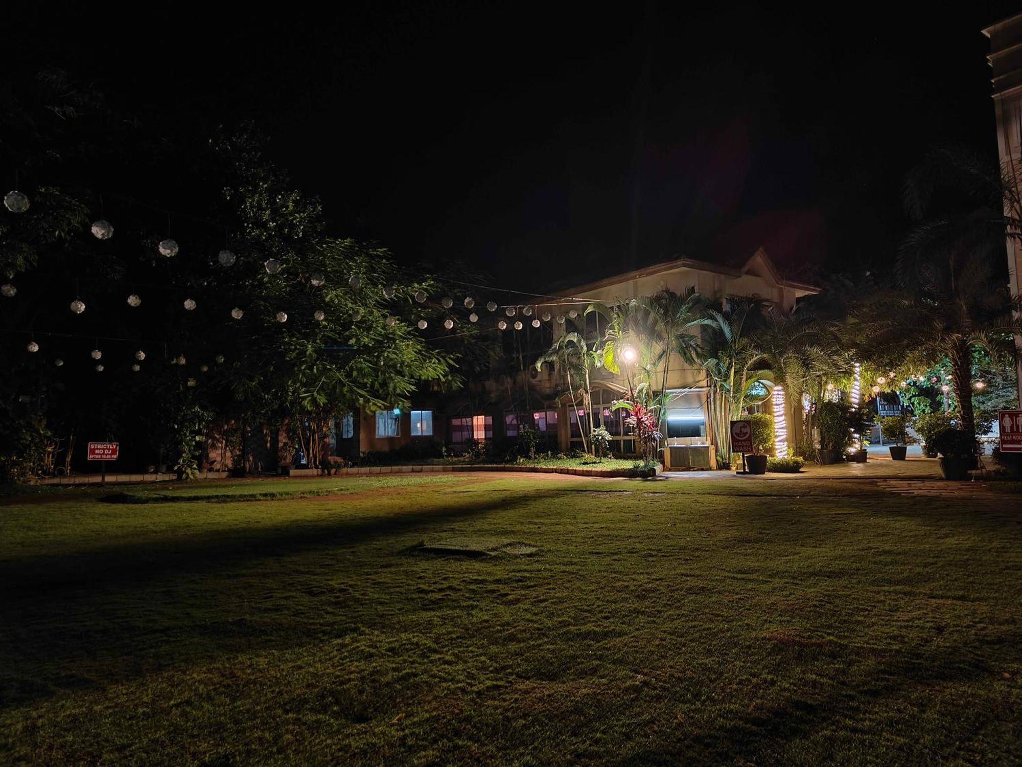 Park Inn Beach Resort Chennai Exterior foto