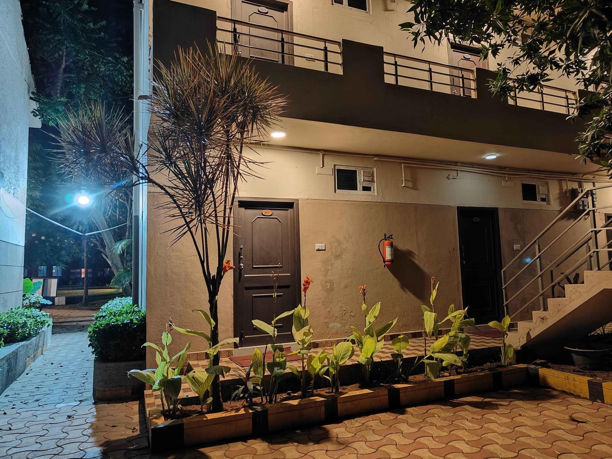 Park Inn Beach Resort Chennai Exterior foto